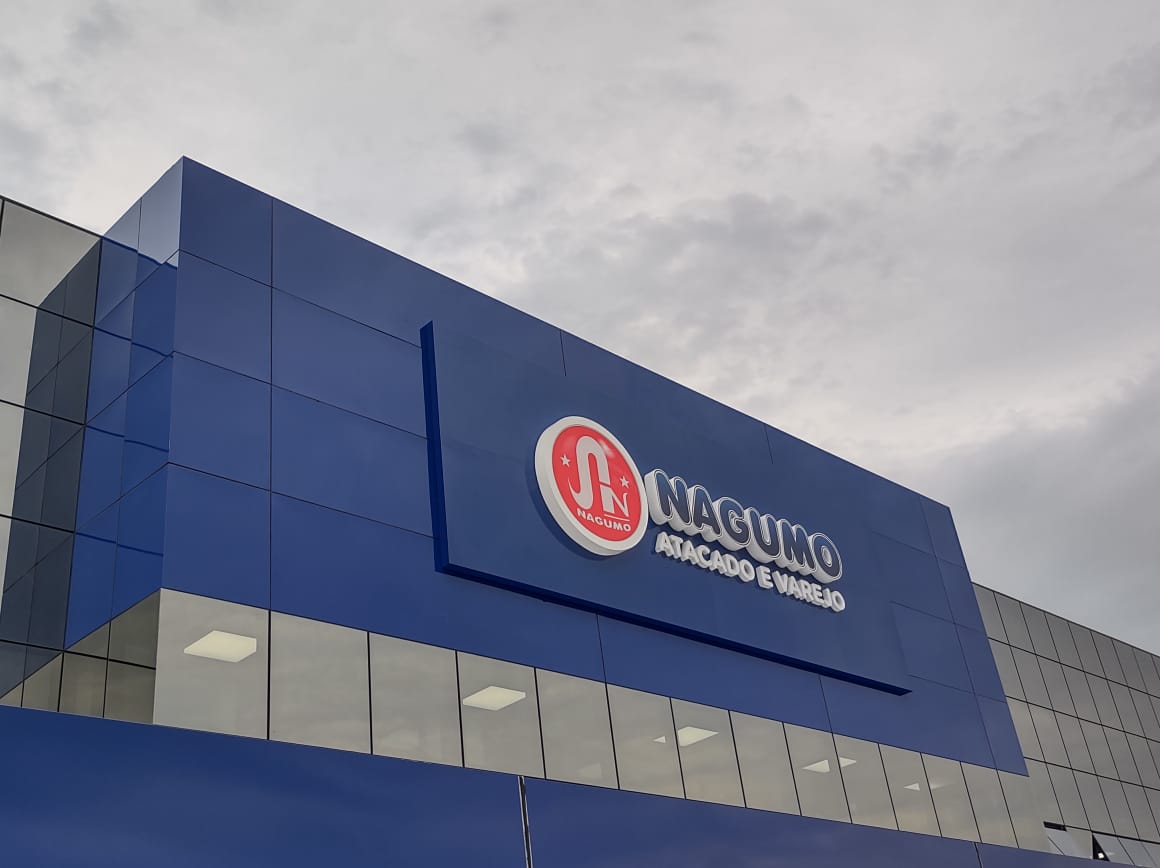Fachada em ACM Nagumo